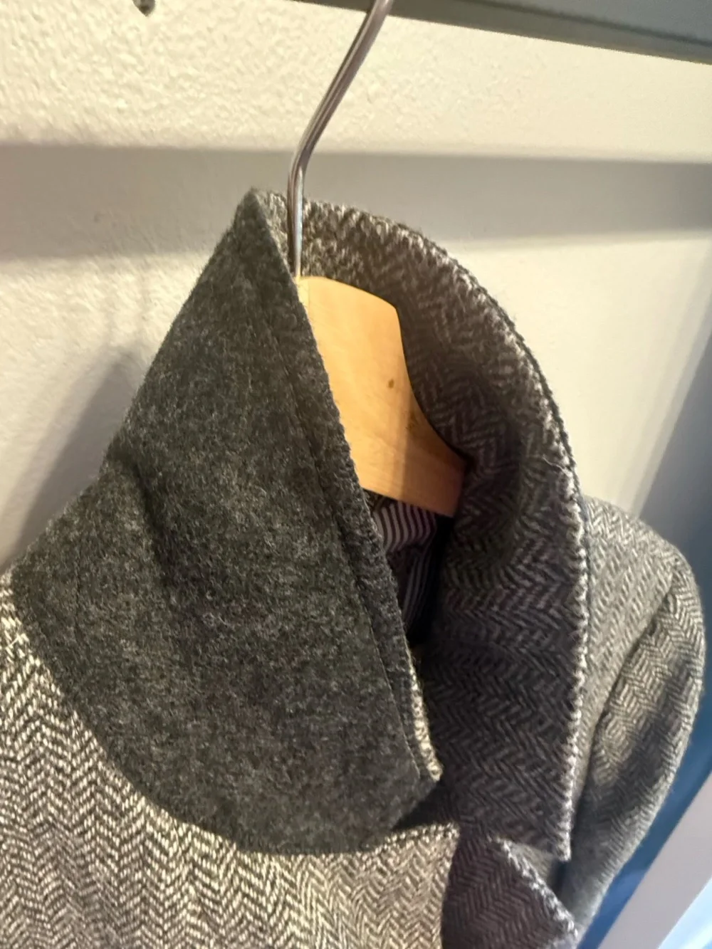 J.Crew Bristol Blazer Heather Graphite Herringbone Wool Size 10. $248